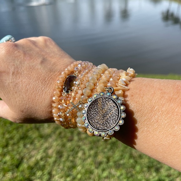 NWT! Boutique Handcrafted Upcycled Stackable Cross BLiNg Bracelet! 🤩 - Picture 3 of 6